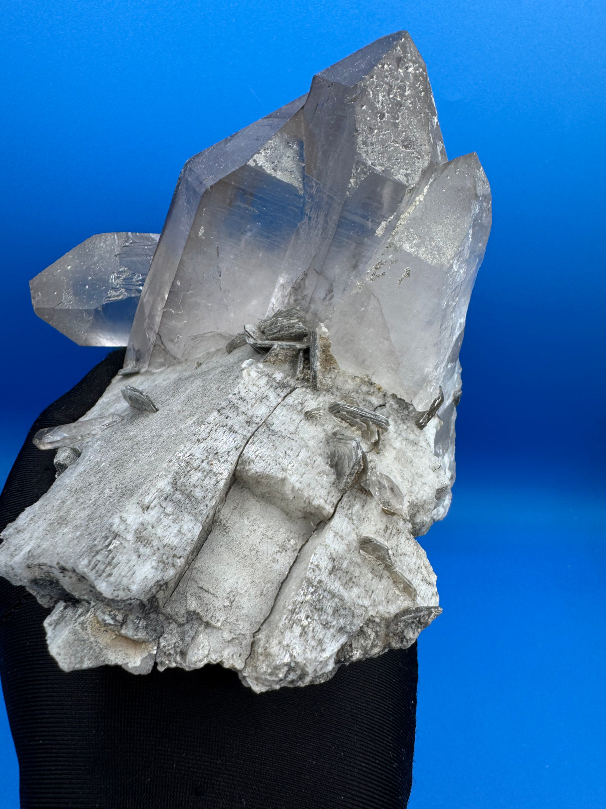 Quartz Specimen - 1107g