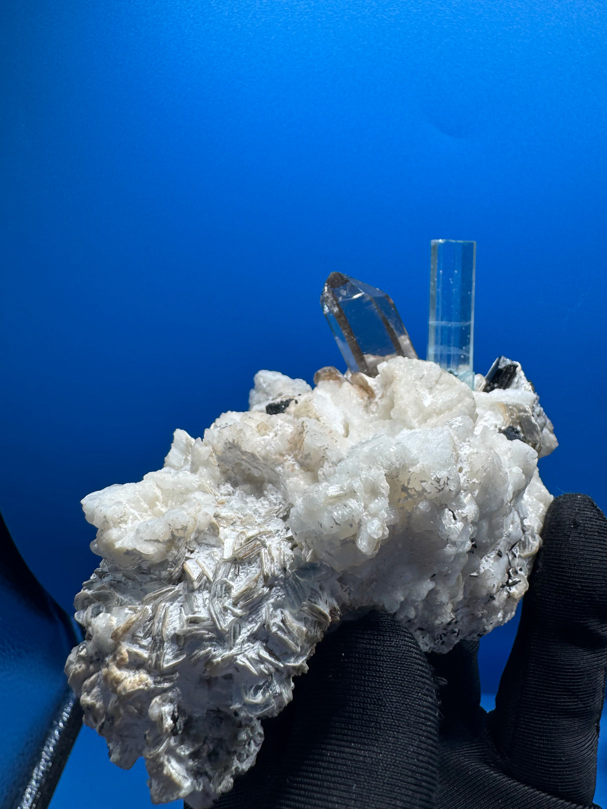 Aquamarine and Rare Japani Quartz- 303g
