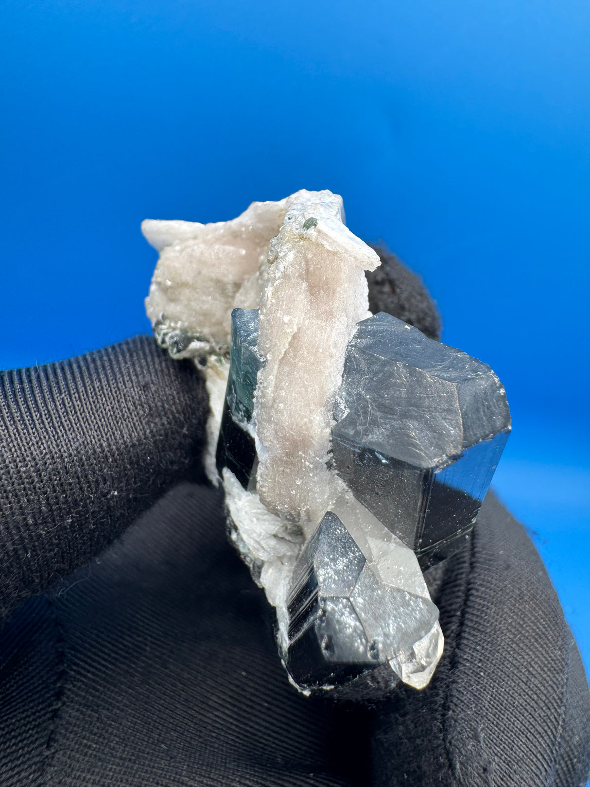 Blue Cap Tourmaline - 43g