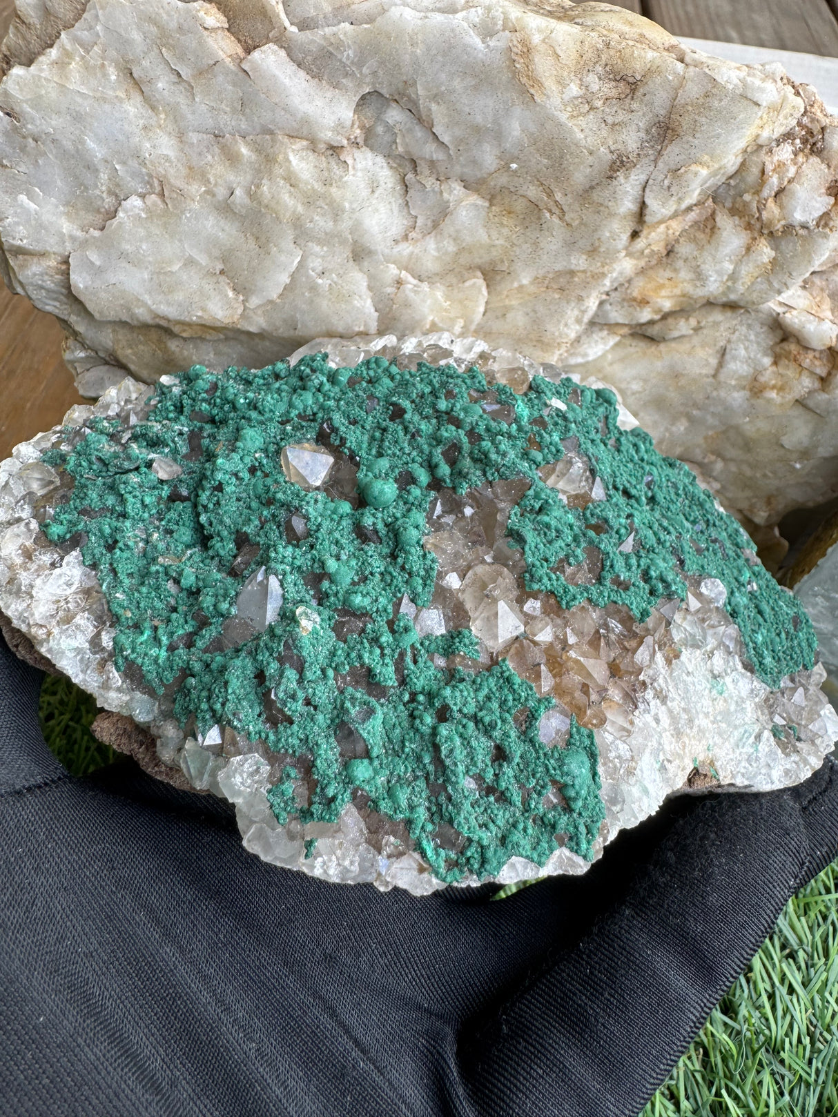 Malachite and Quartz Speciemen - 513g