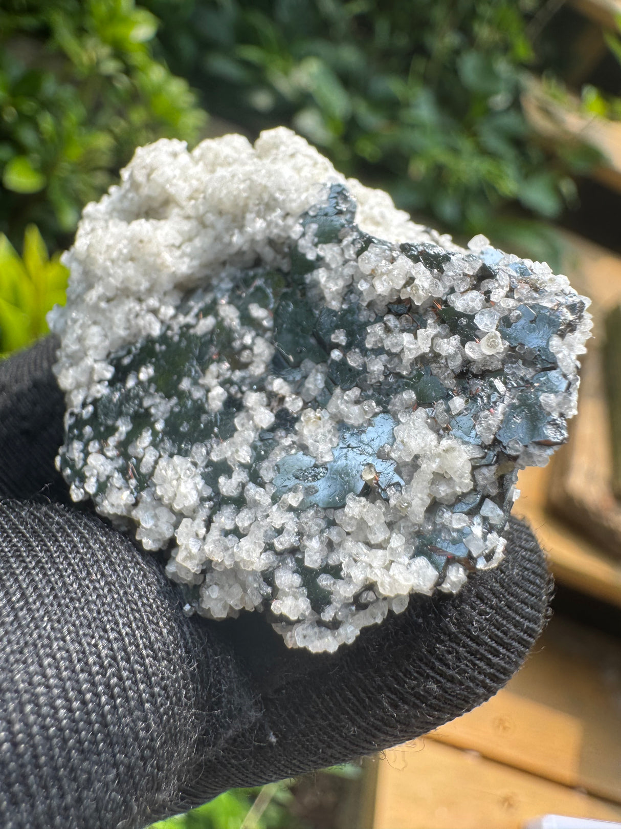 Hematite Crystal Specimen – 20g