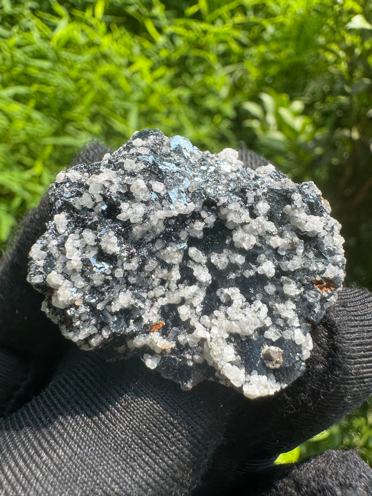 Hematite Crystal Specimen – 20g