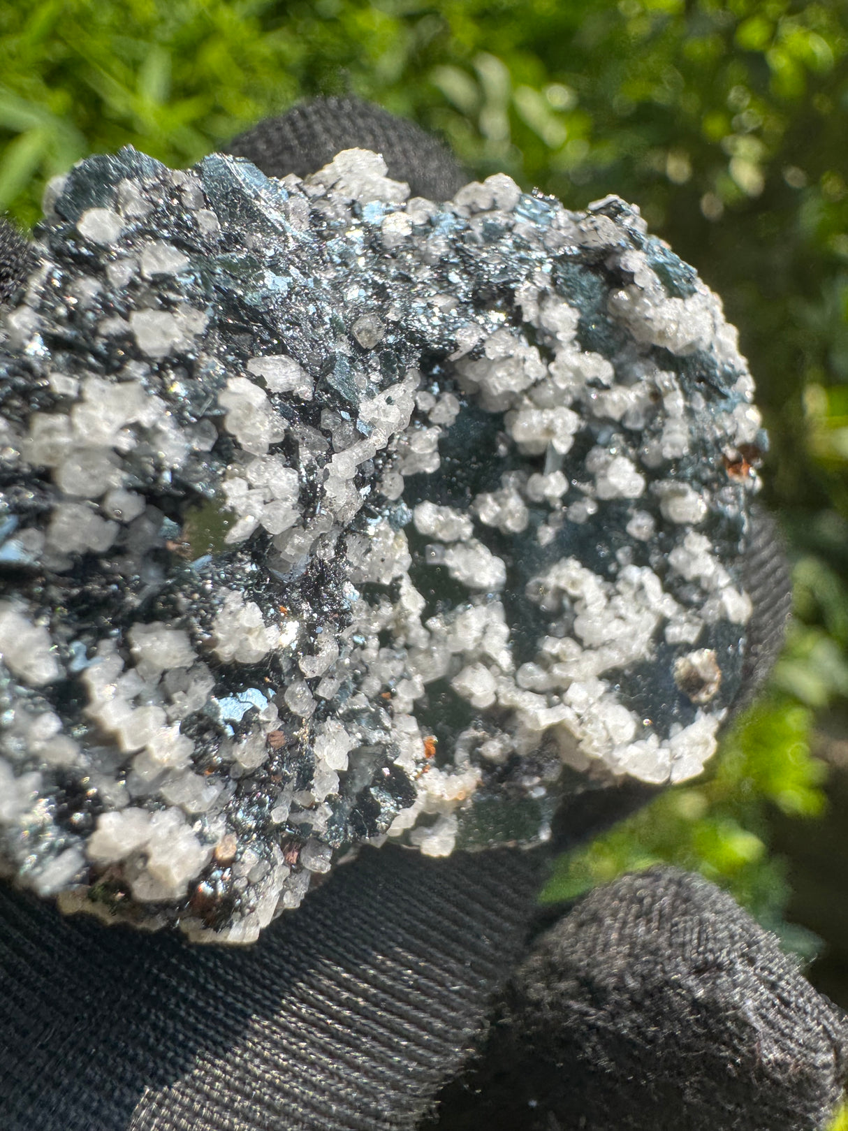 Hematite Crystal Specimen – 20g