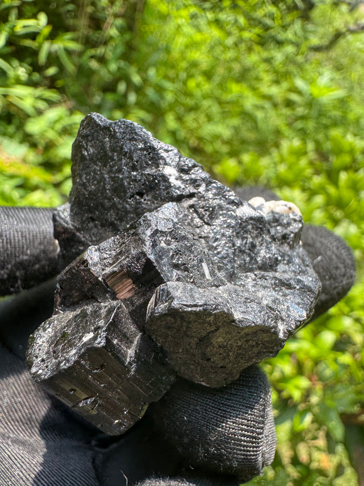 Hematite Crystal Specimen – 20g