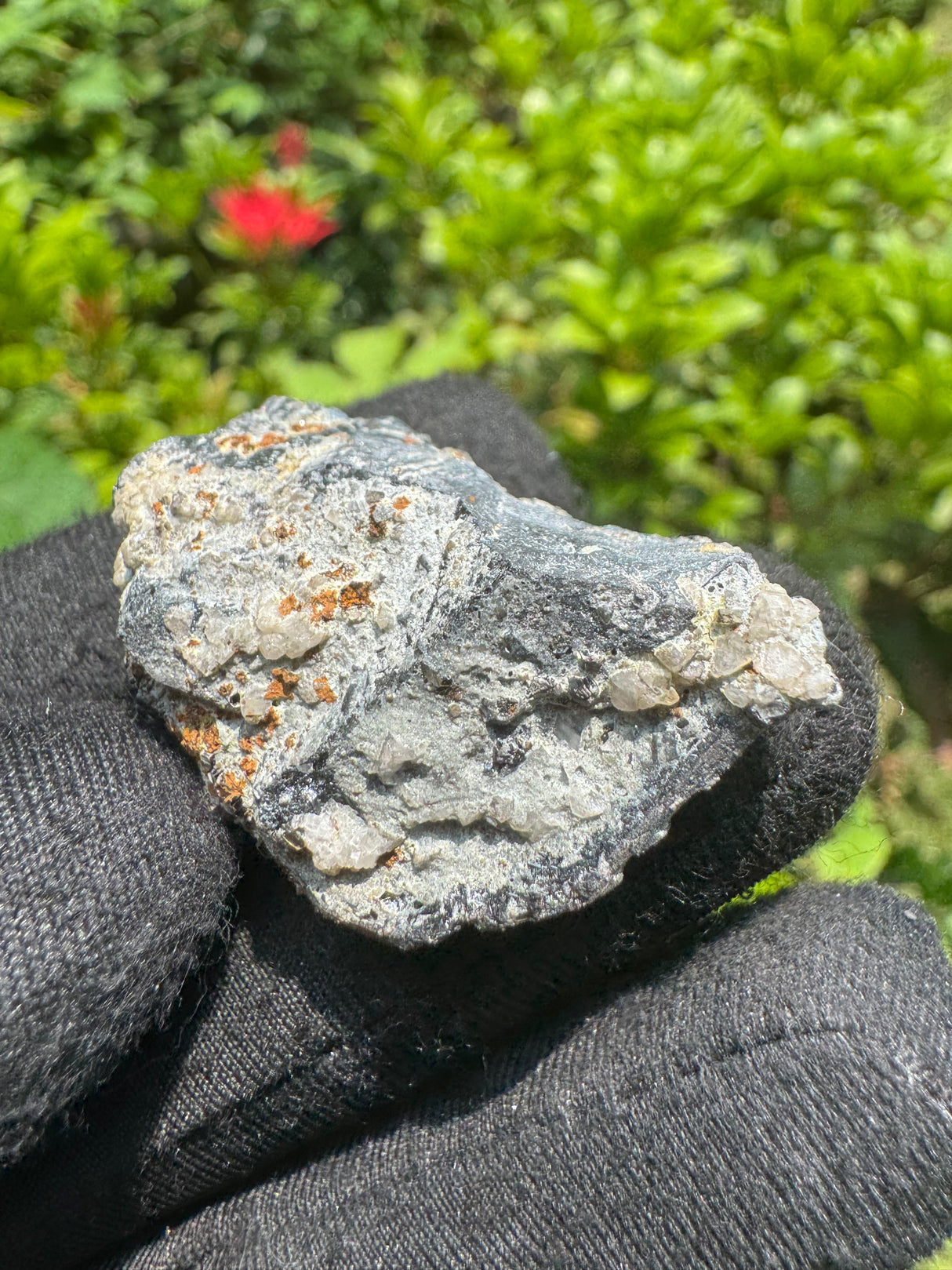 Hematite Crystal Specimen – 20g
