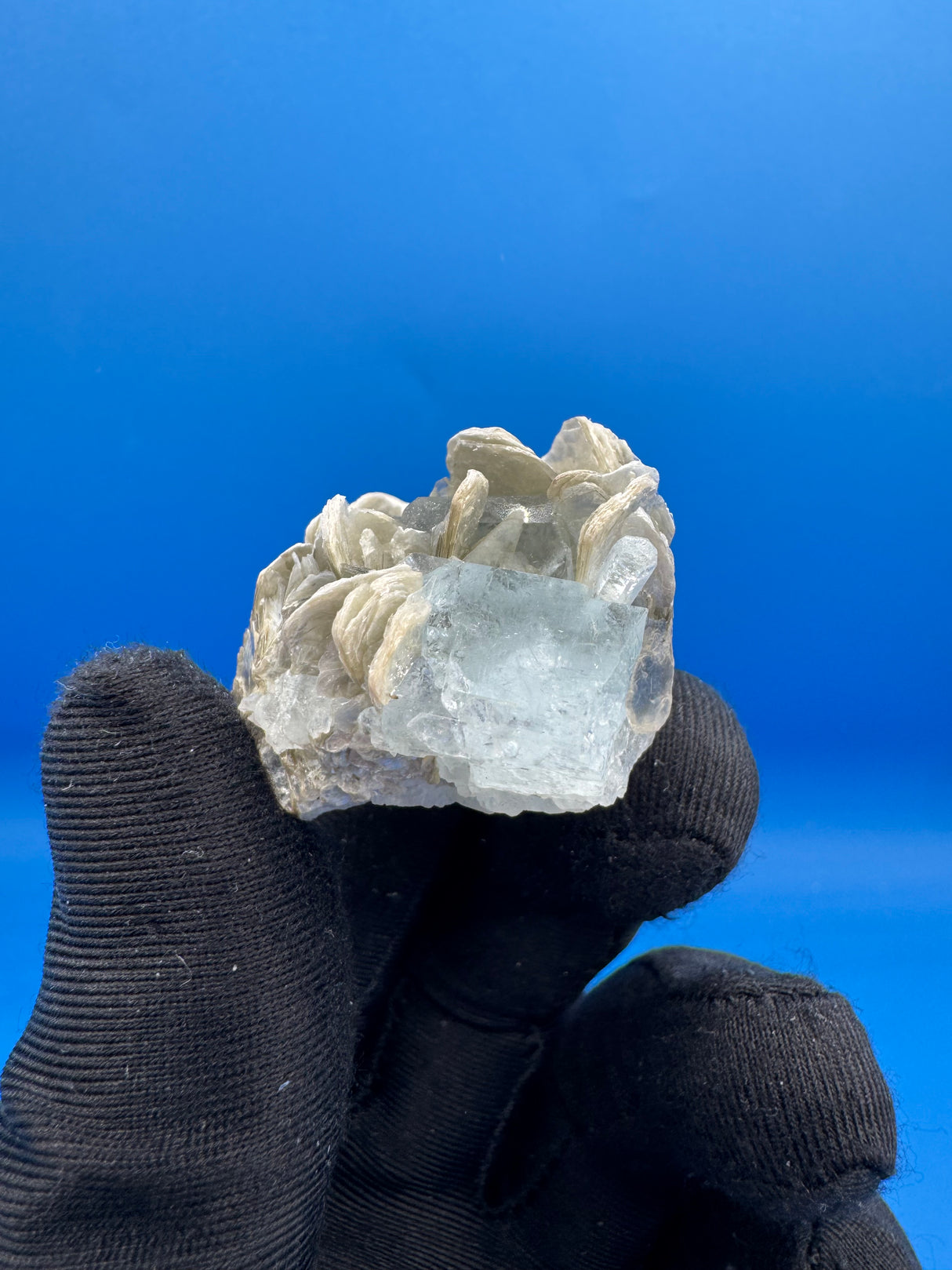 Aquamarine Specimen - 26g