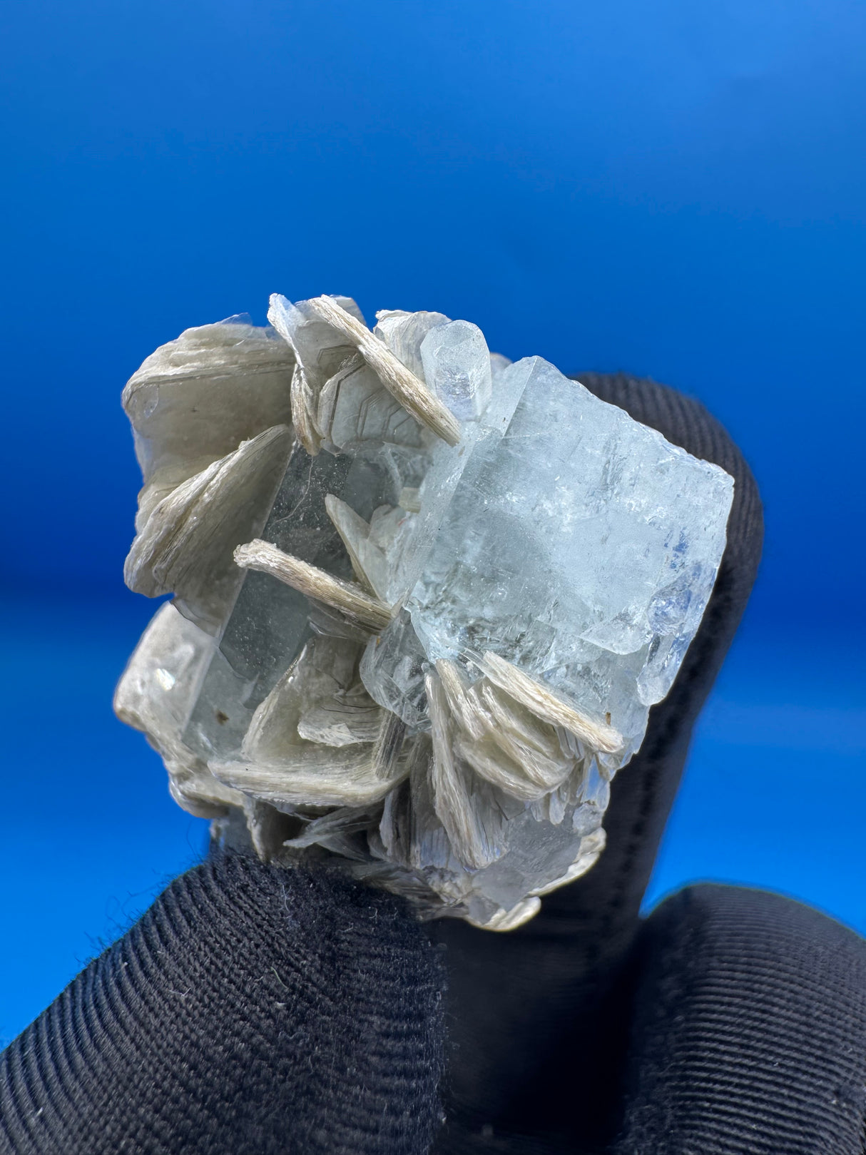 Aquamarine Specimen - 26g