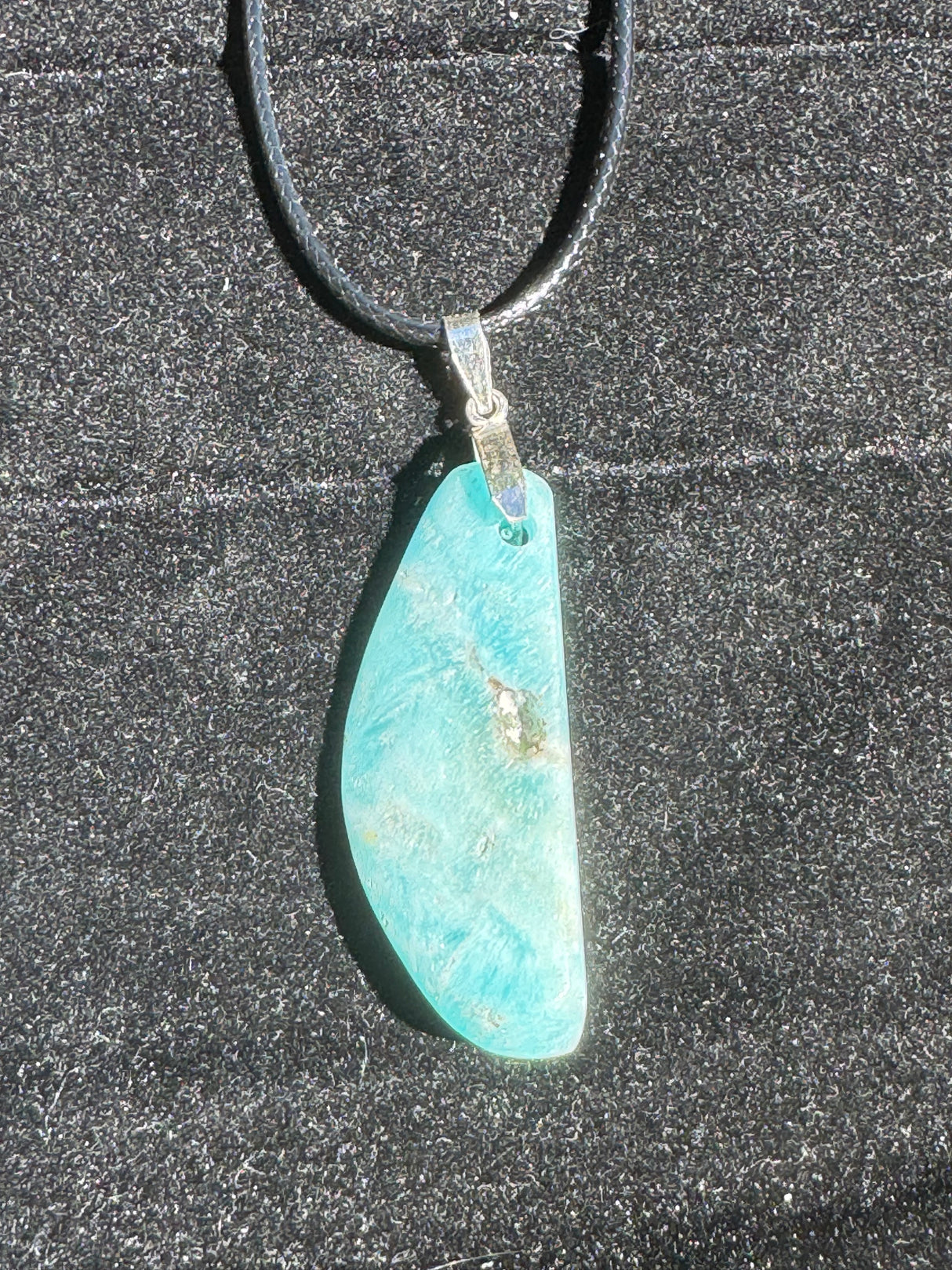 Blue Aragonite Necklace – 8g