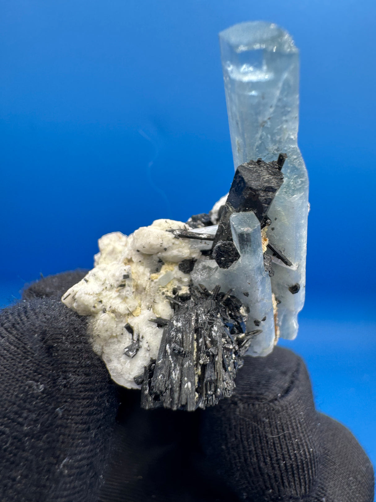 Aquamarine Specimen - 16g