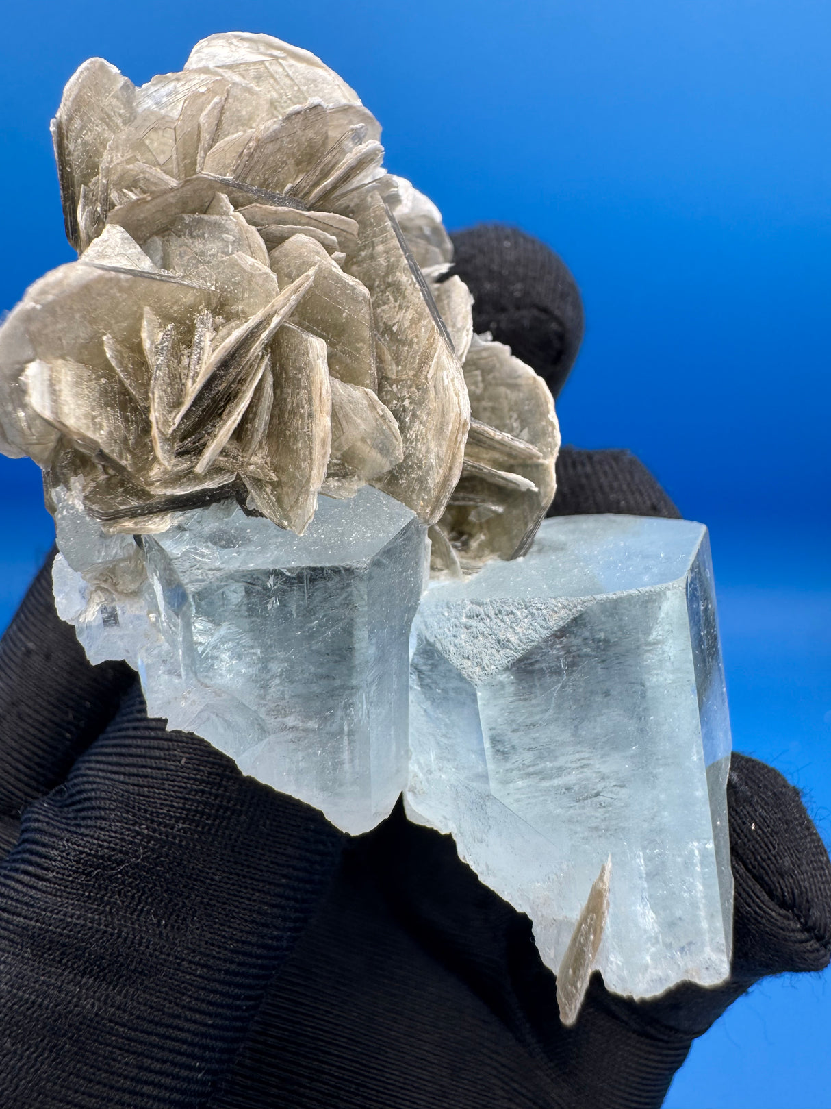 Aquamarine Specimen - 70g