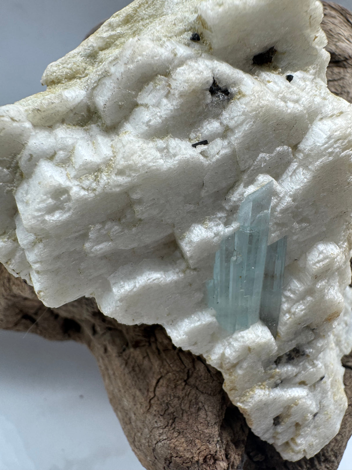 Aquamarine Specimen - 195g