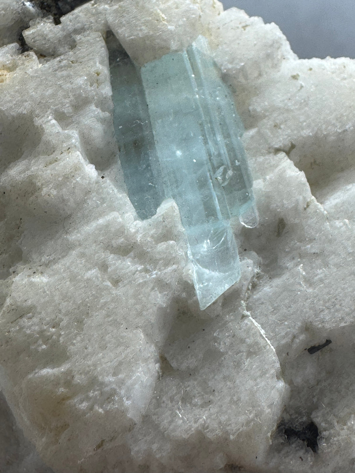 Aquamarine Specimen - 195g
