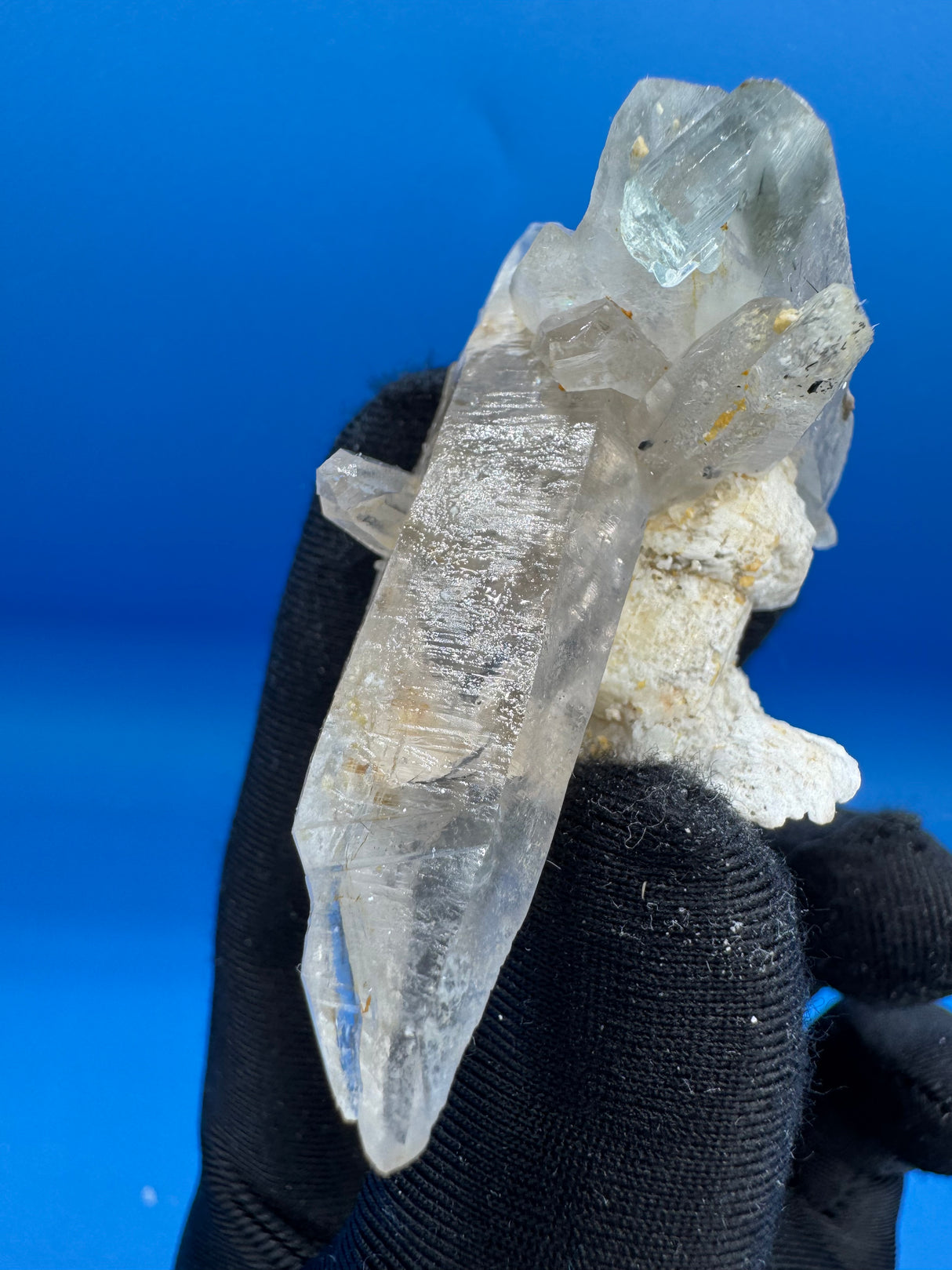 Quartz Specimen - 37g