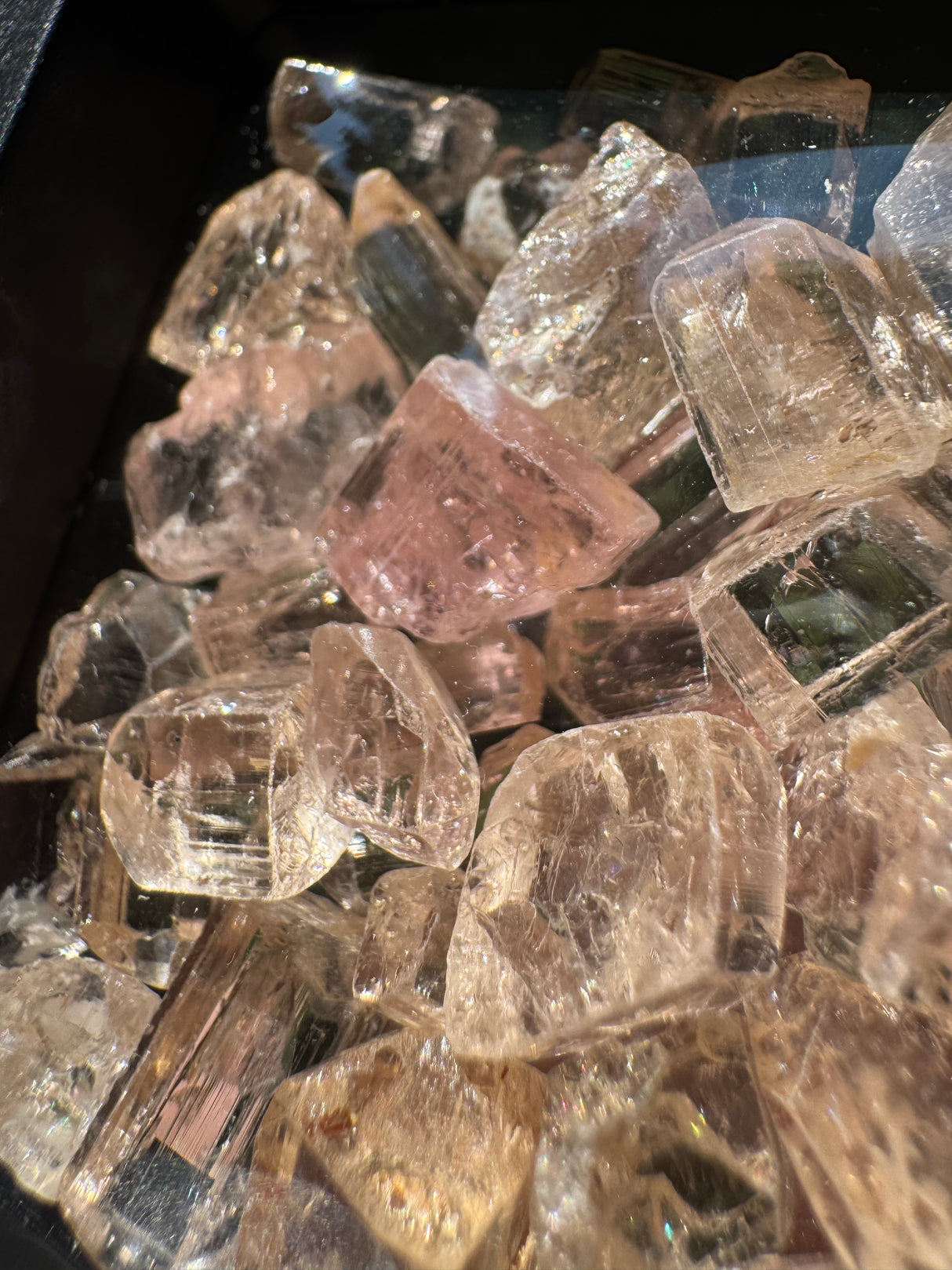 Topaz Crystals Lot w/ case - 36g