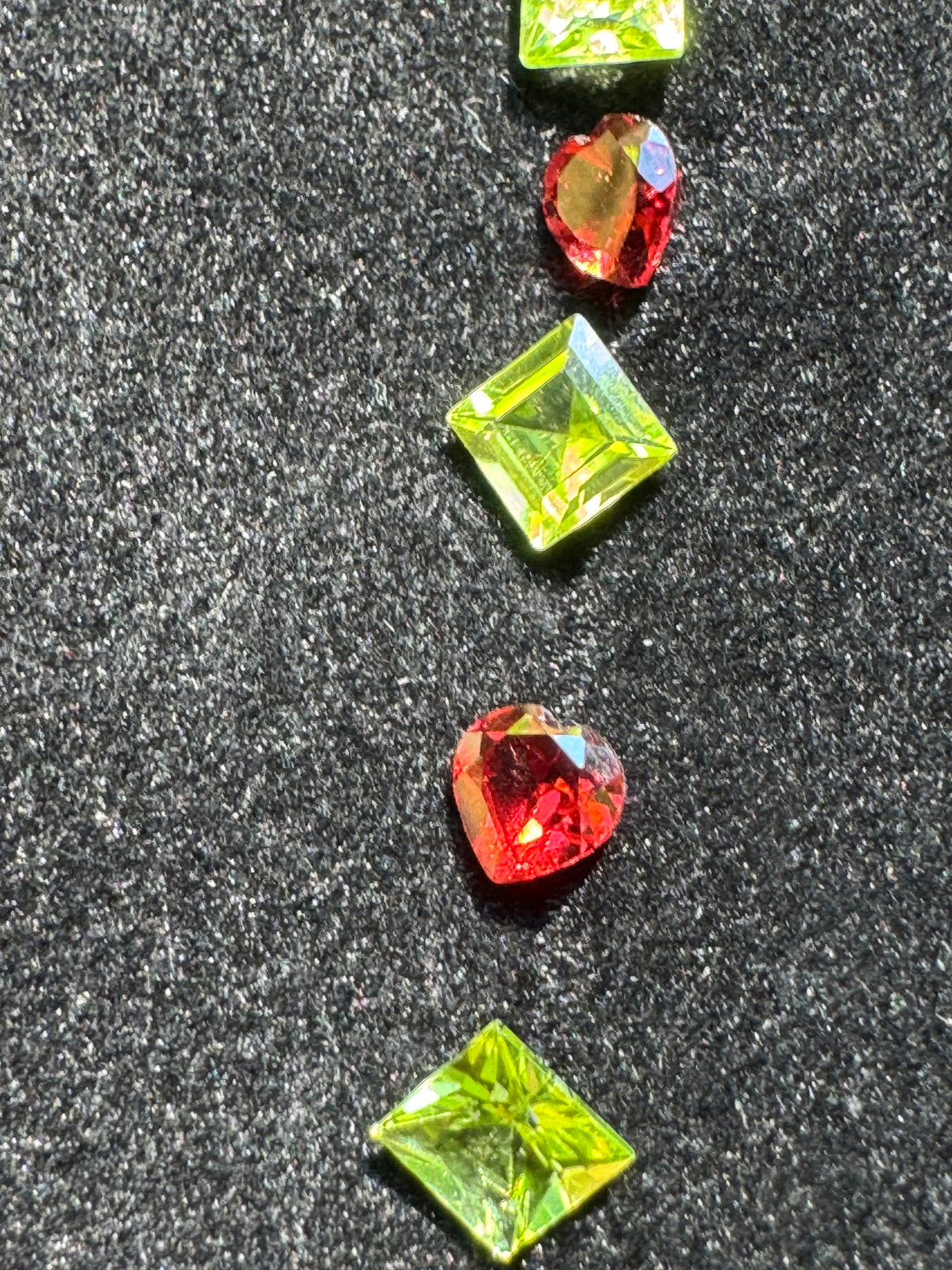 Premium Peridot & Garnet Gemstone Set – 12.76ct