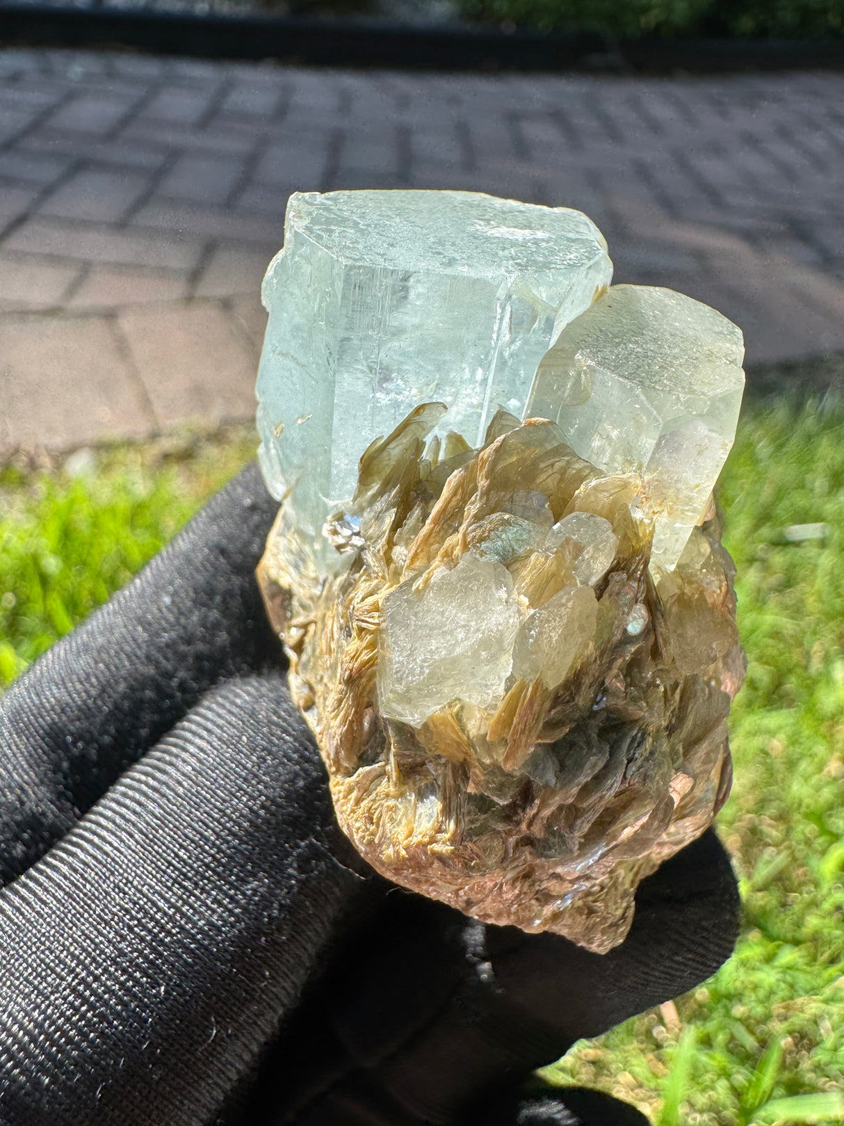 Aquamarine Specimen - 73g