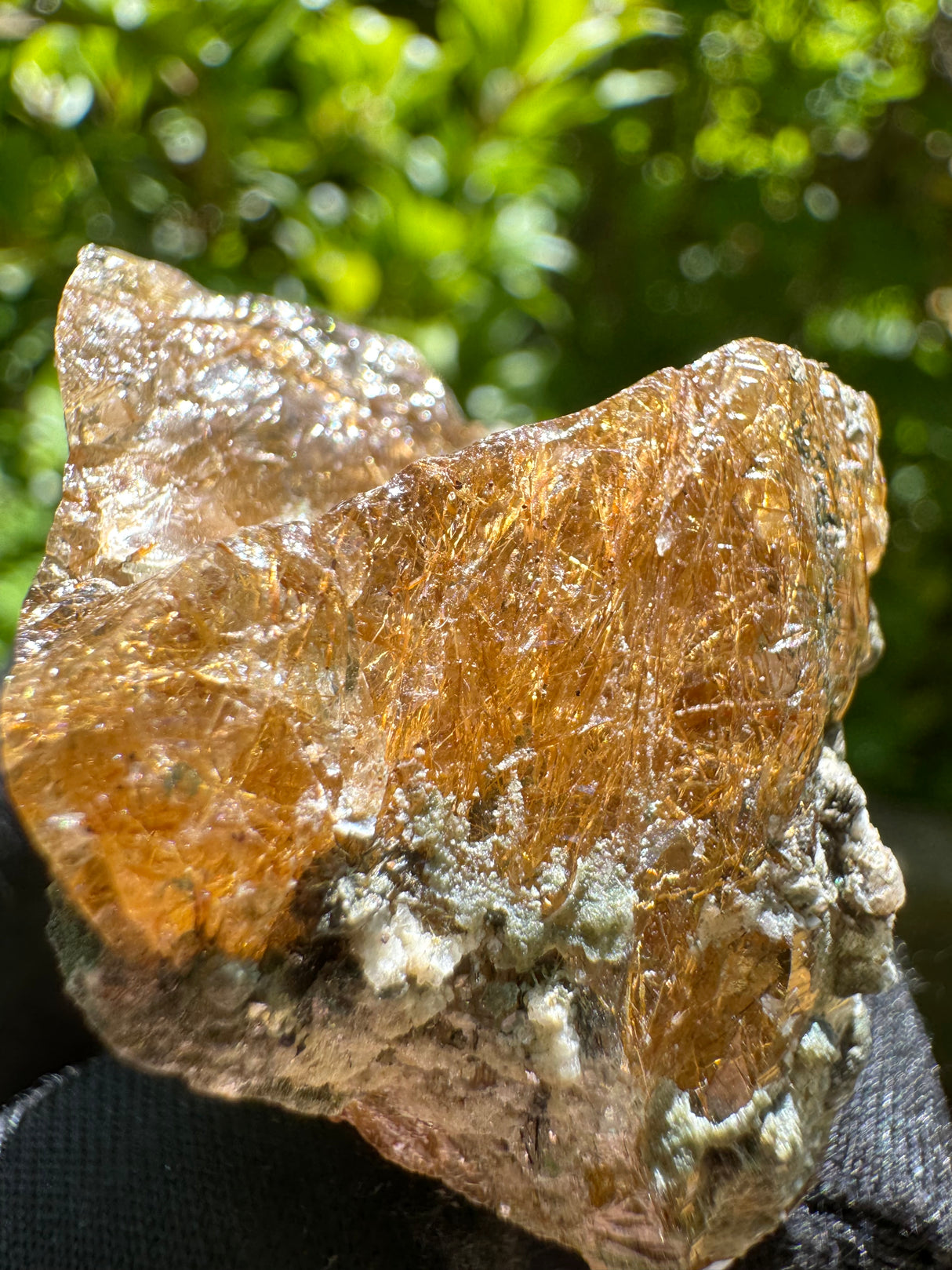 Quartz Specimen - 34g