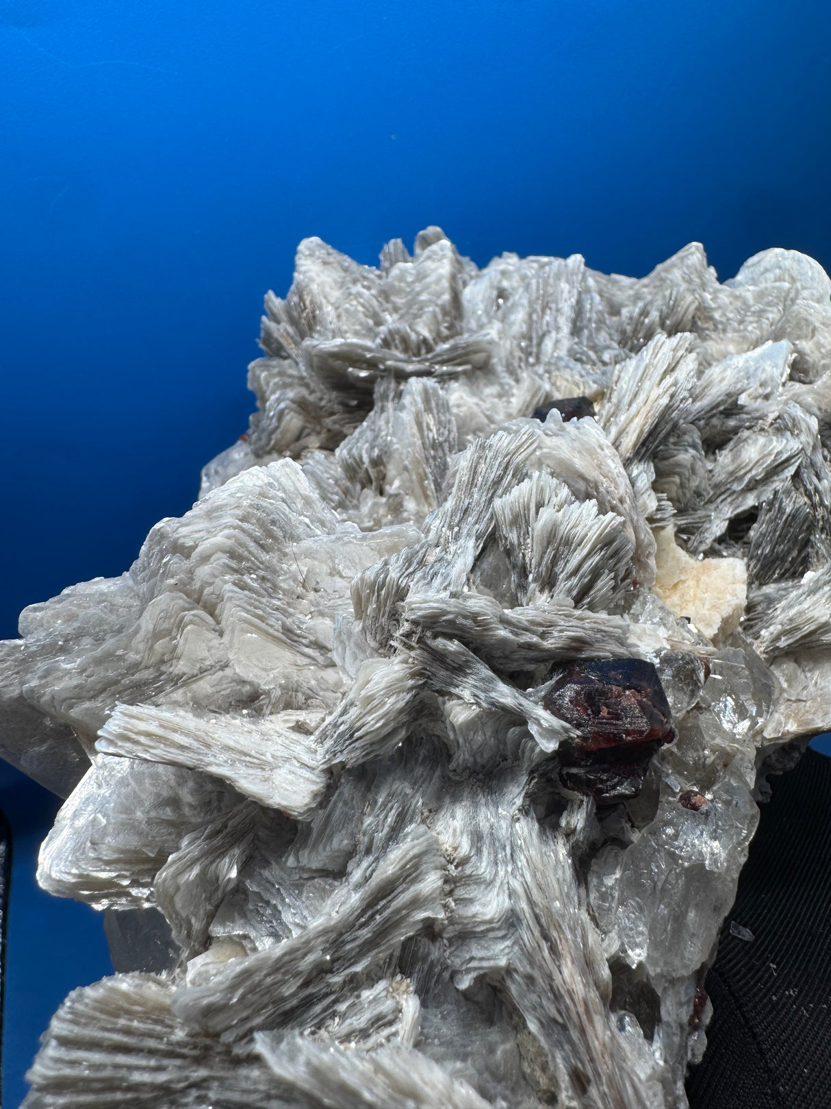 Garnet and Star Mica Specimen - 1410g