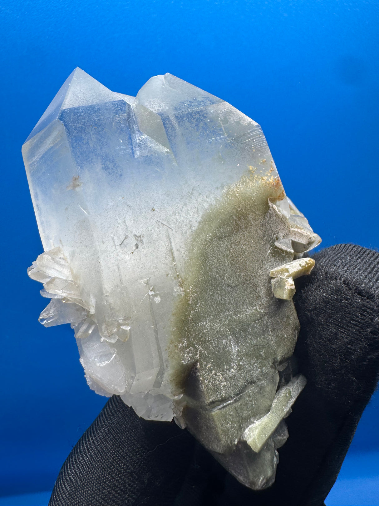 Quartz Specimen - 151g