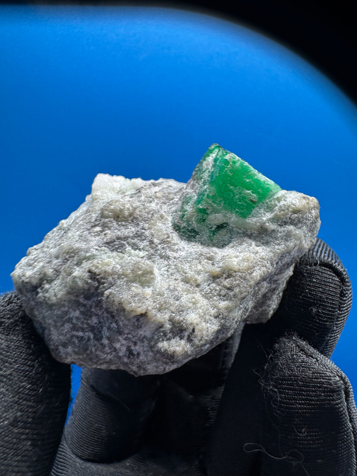 Emerald Specimen - 71g