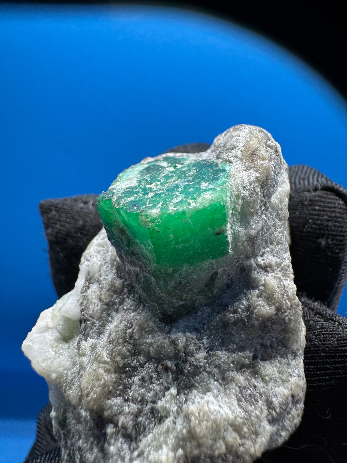 Emerald Specimen - 71g