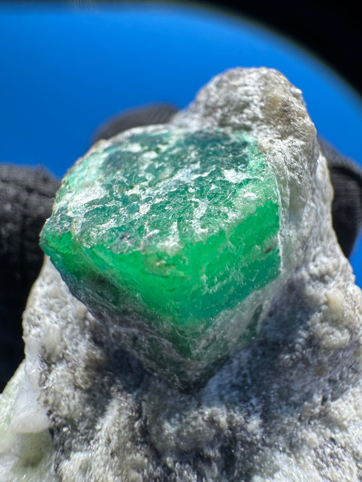 Emerald Specimen - 71g