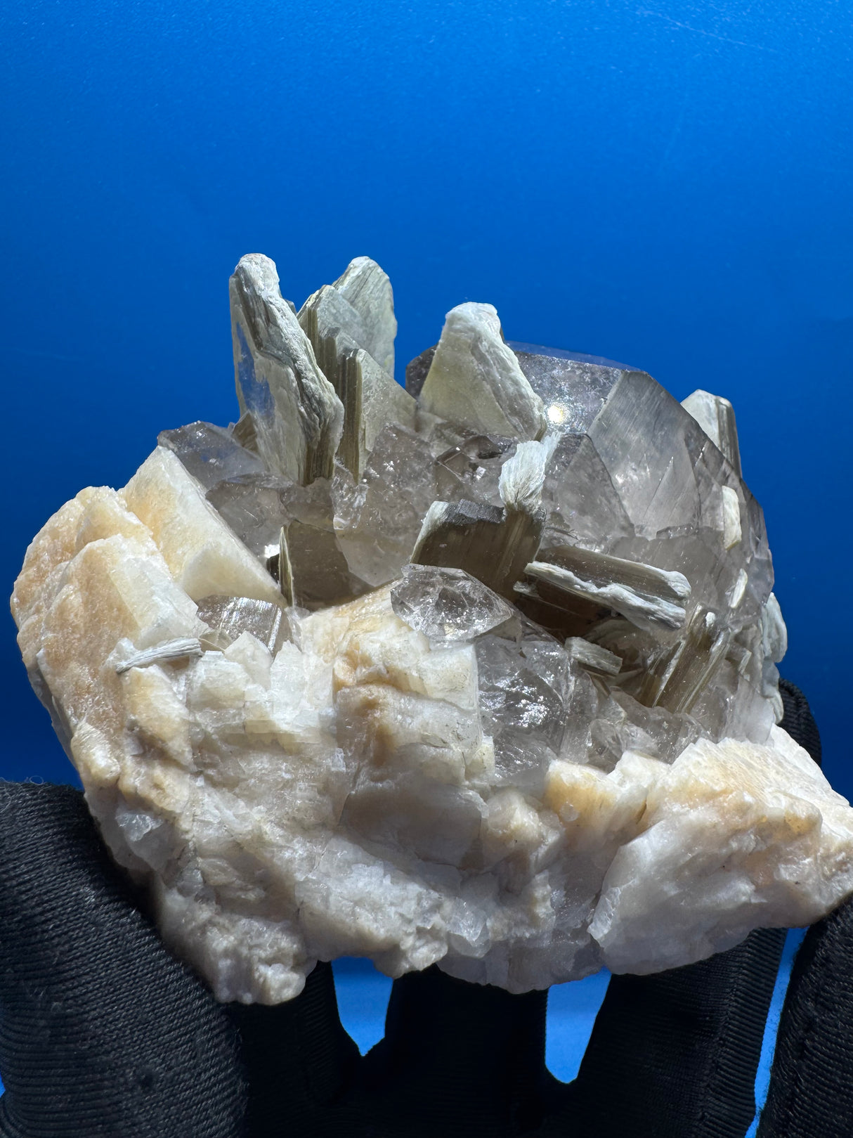 Quartz and Mica Specimen - 448g