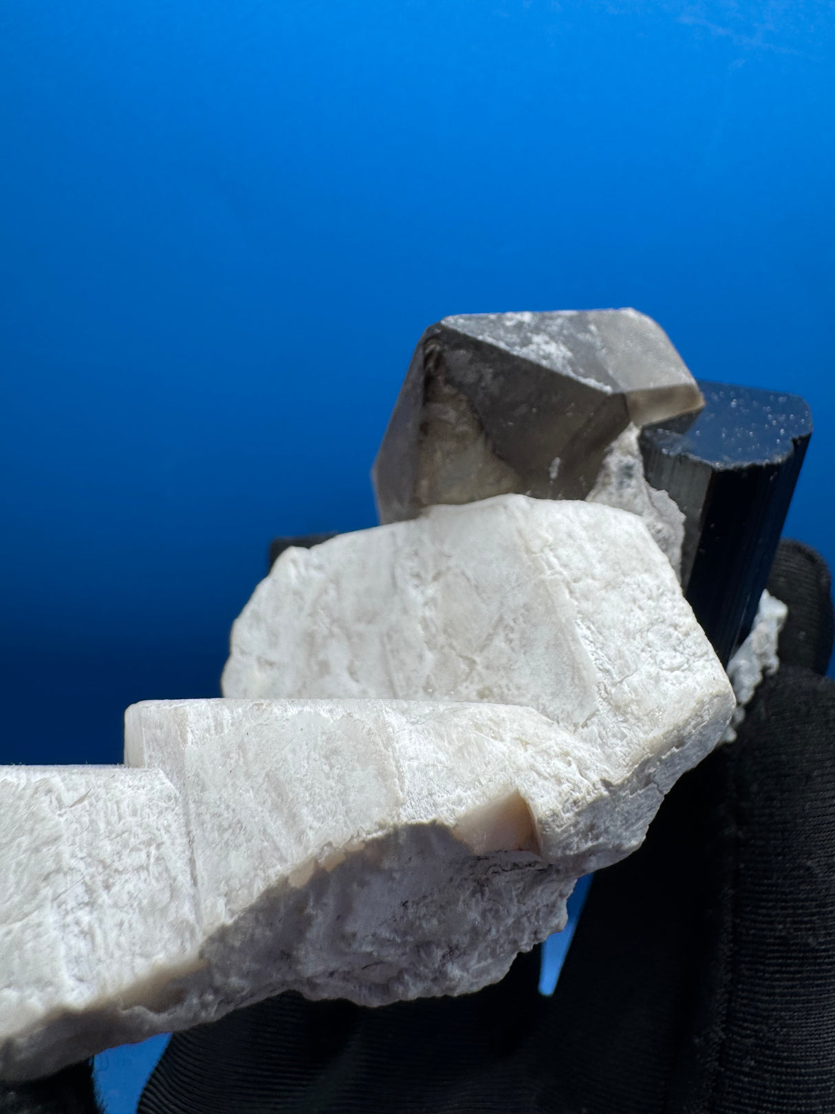 Black Tourmaline & Smoky Quartz - 183g