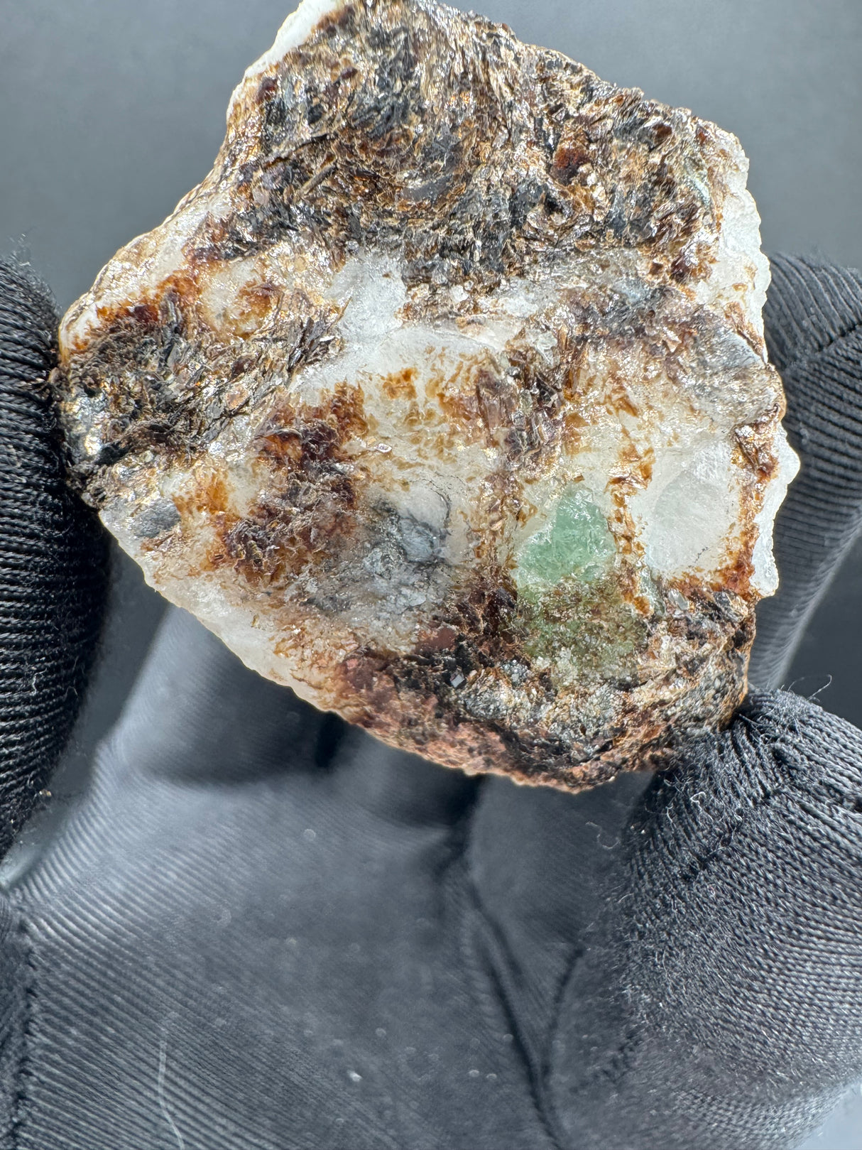 Emerald Specimen - 45g