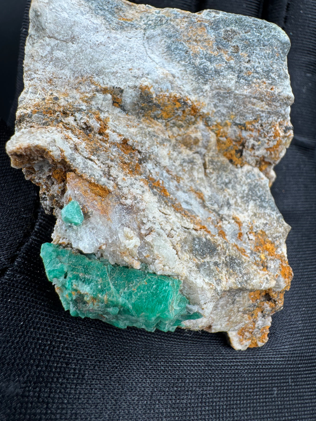 Emerald Specimen - 109g