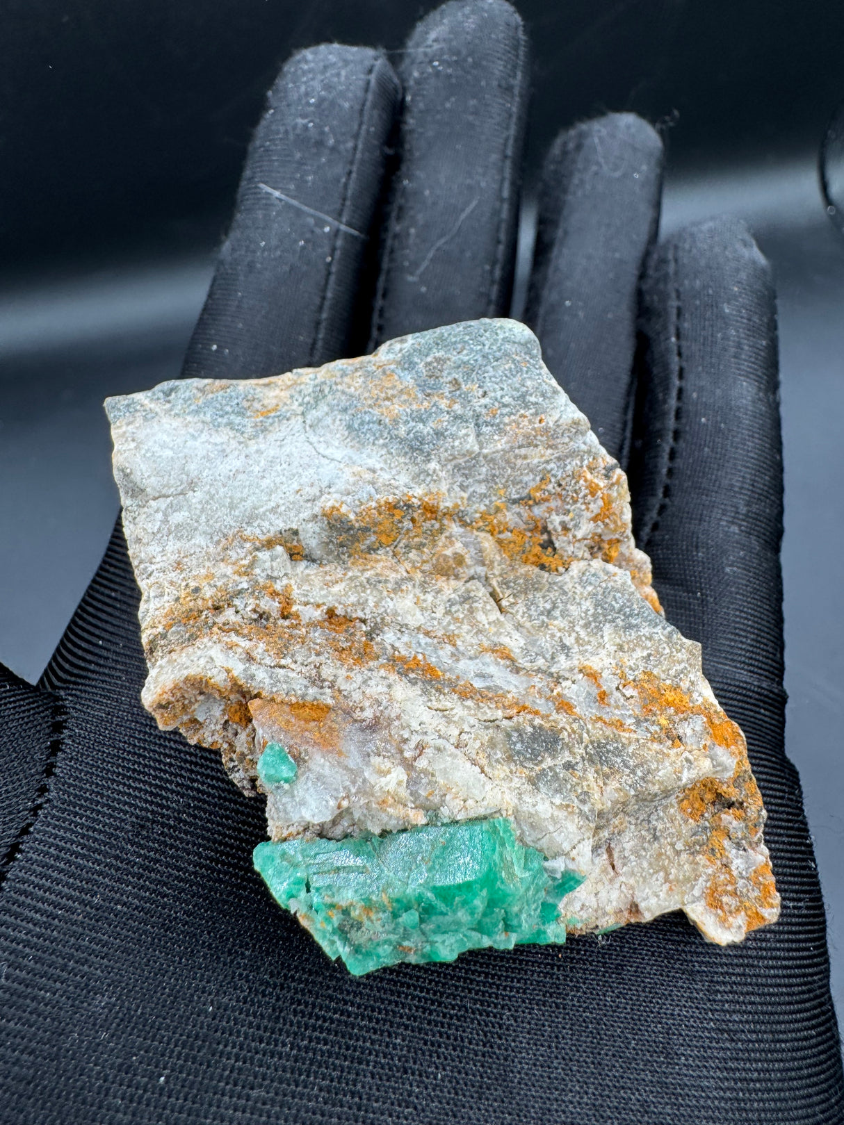 Emerald Specimen - 109g