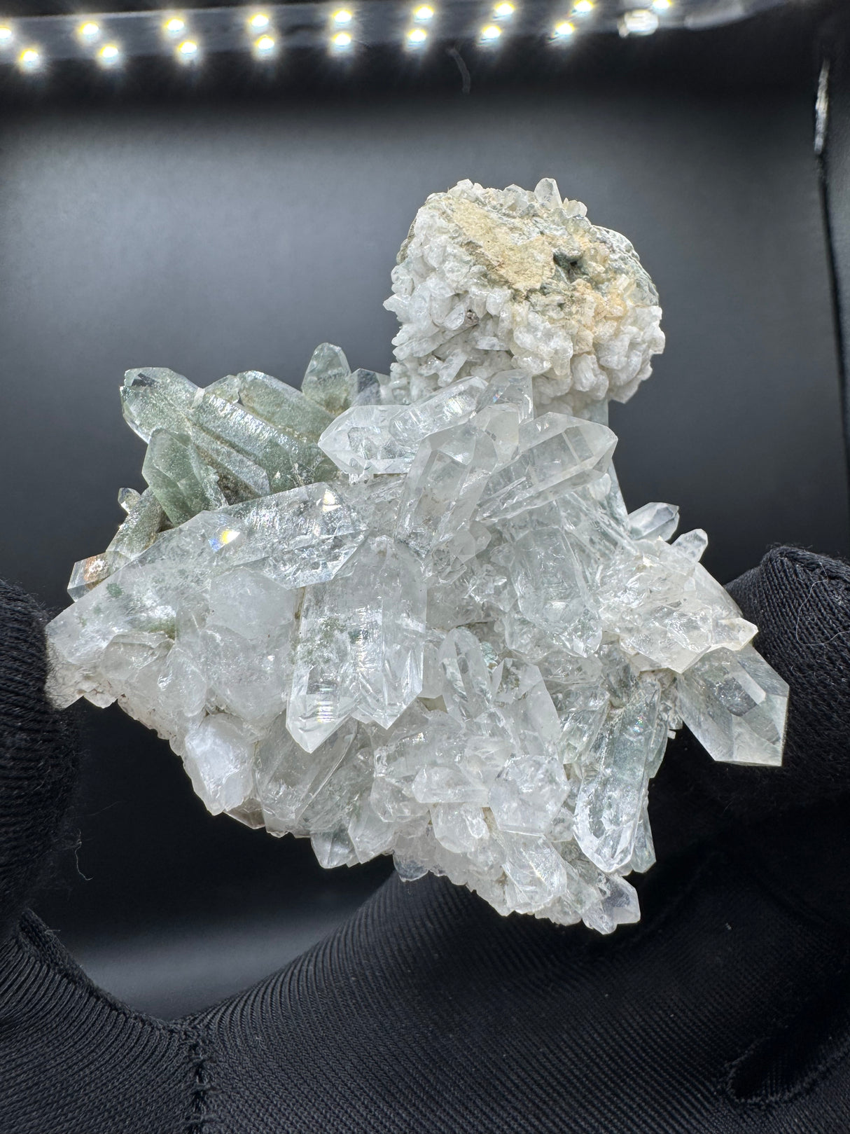 Chlorine Quartz Specimen - 60g