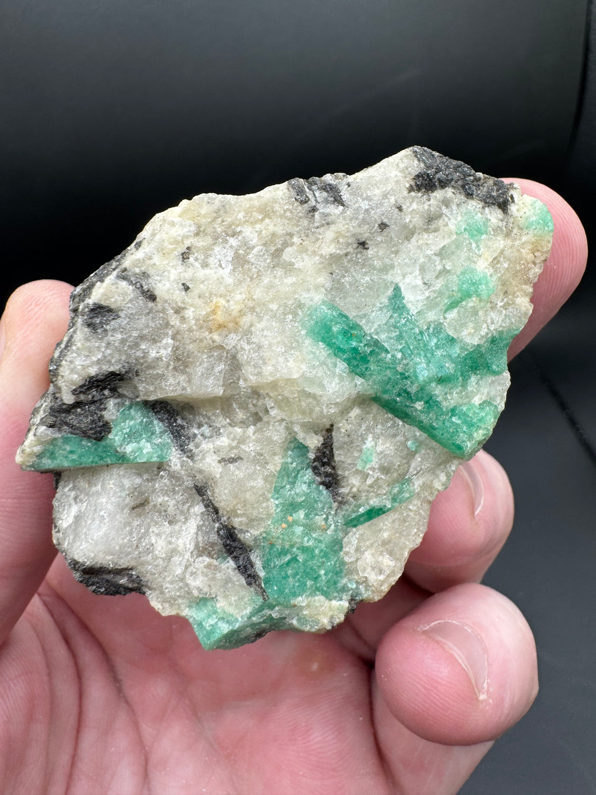 Emerald Specimen - 107g