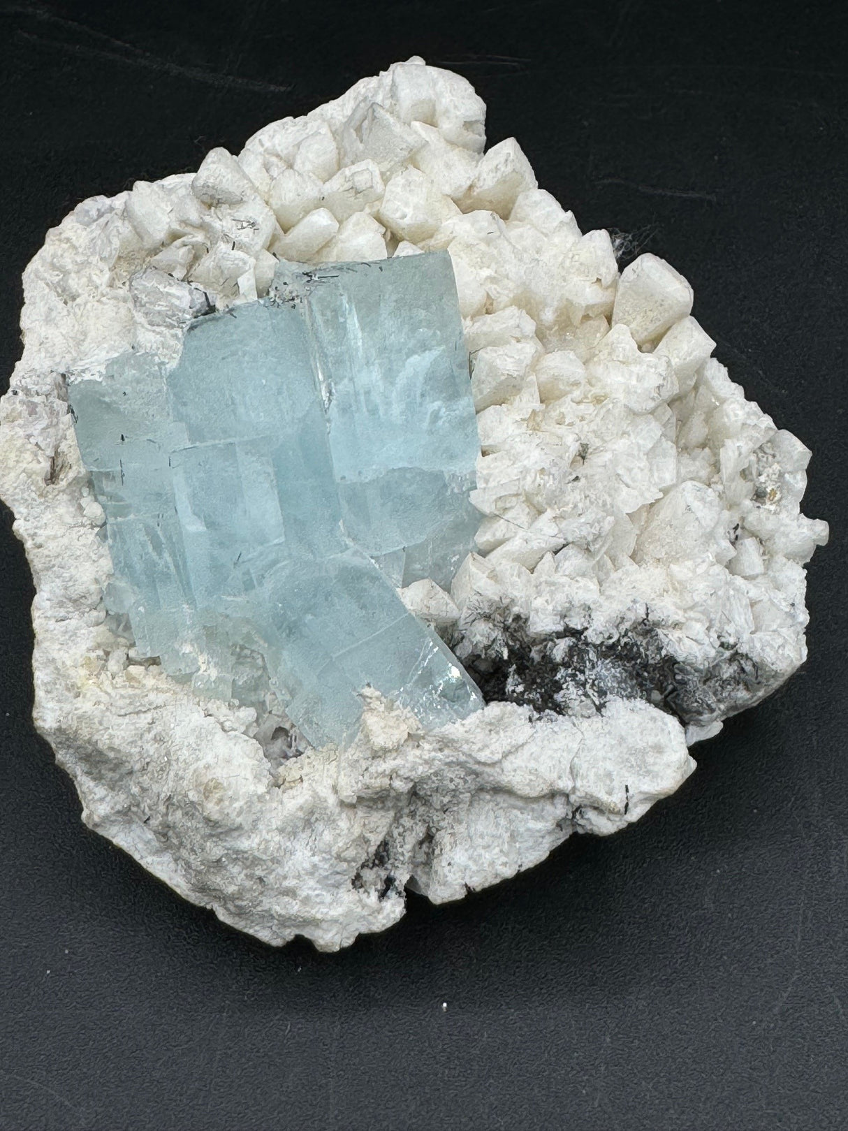 Aquamarine Specimen - 611g