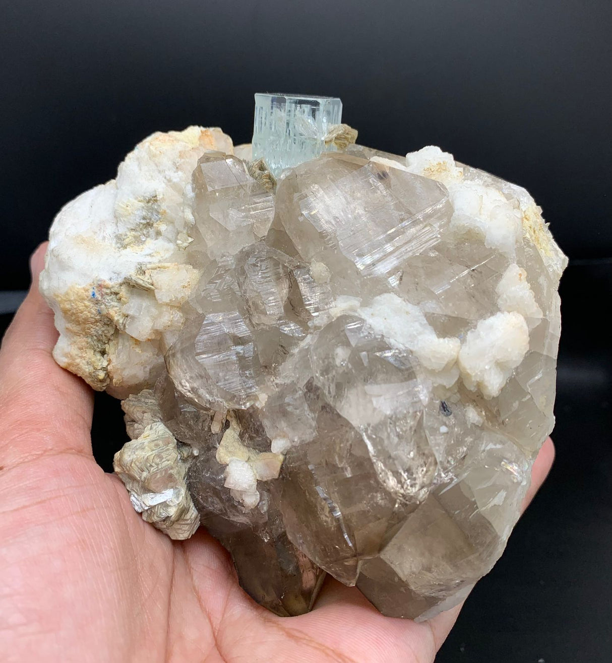 Aquamarine Specimen - 970g