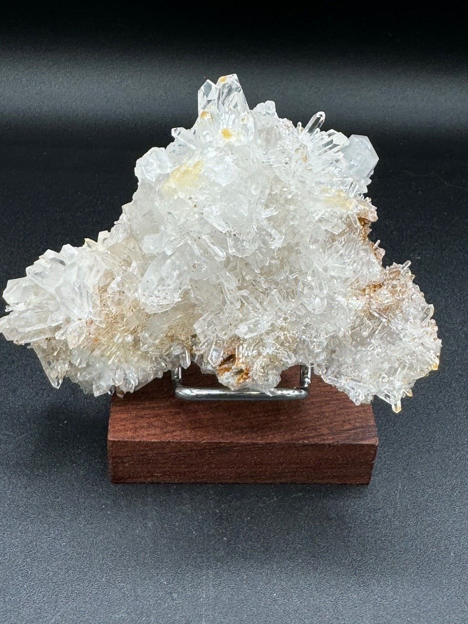 Quartz Crystal Specimen - 177g