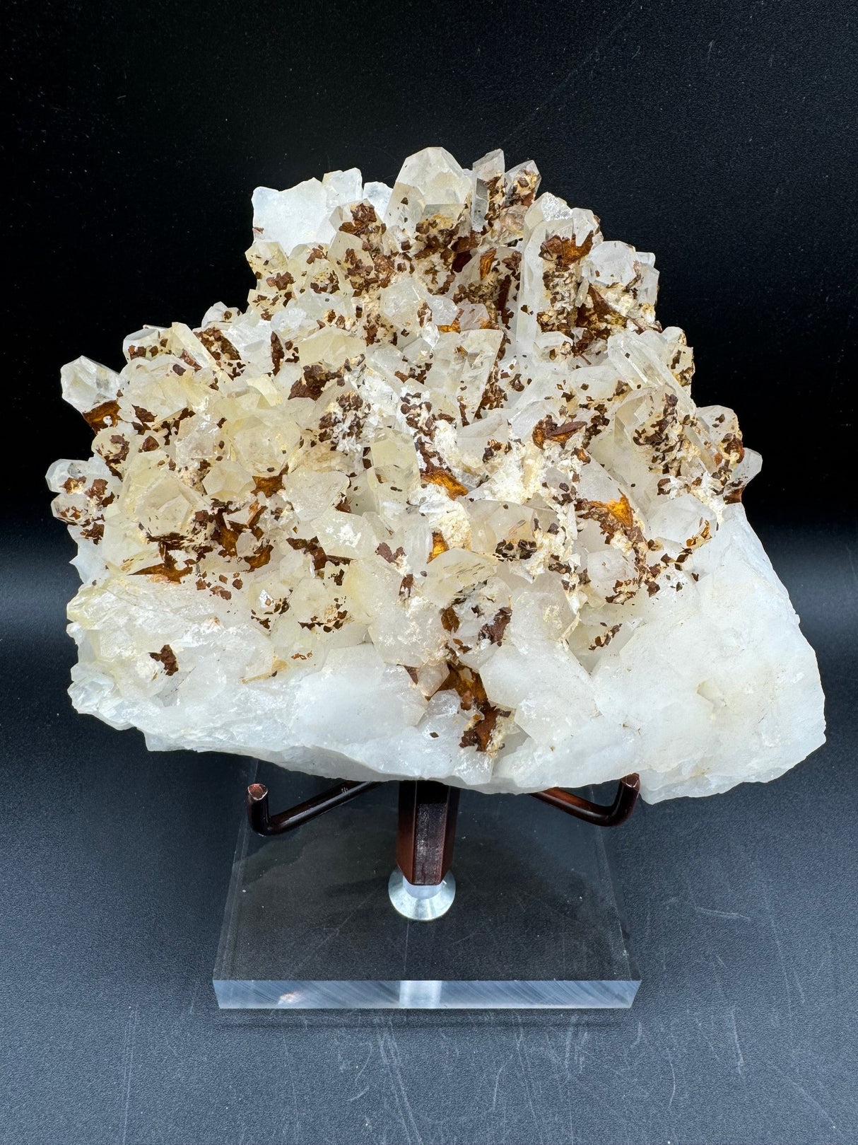 Quartz with Rare Siderite - 998g