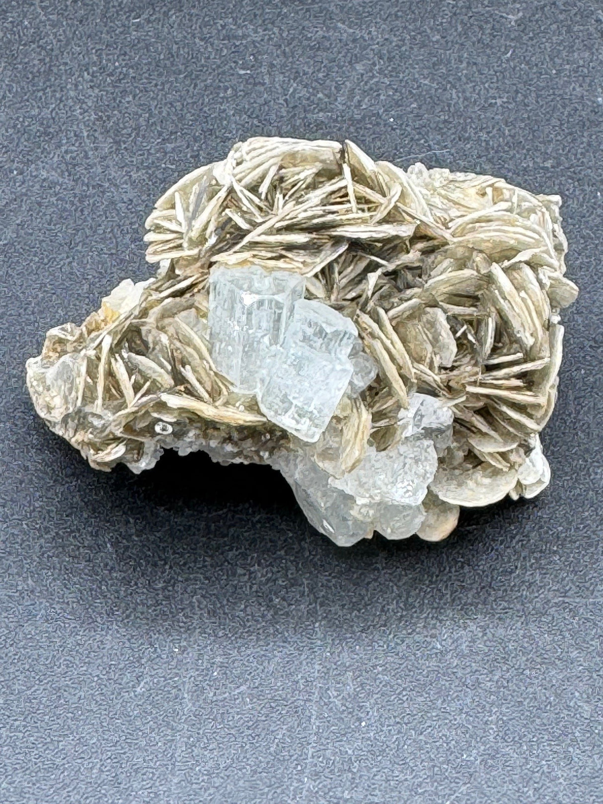 Aquamarine Specimen - 131g