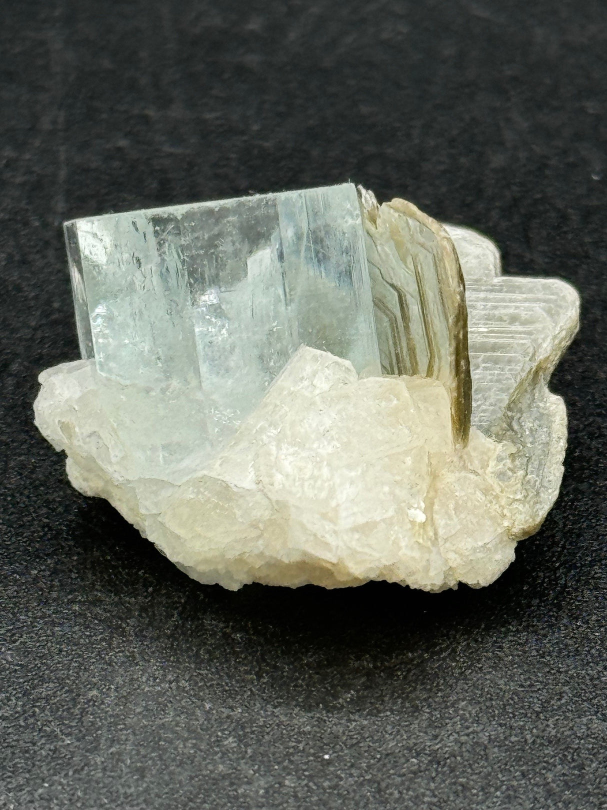 Aquamarine Specimen - 19g