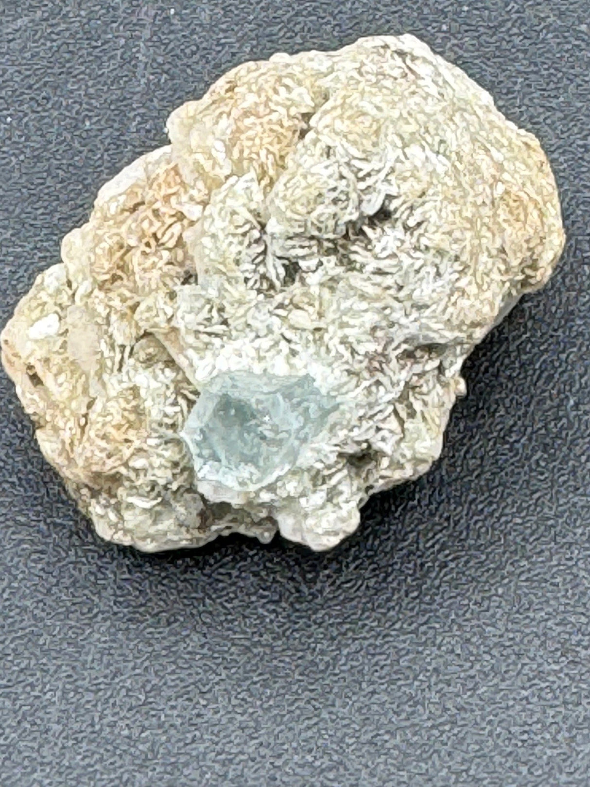 Aquamarine Specimen - 20g