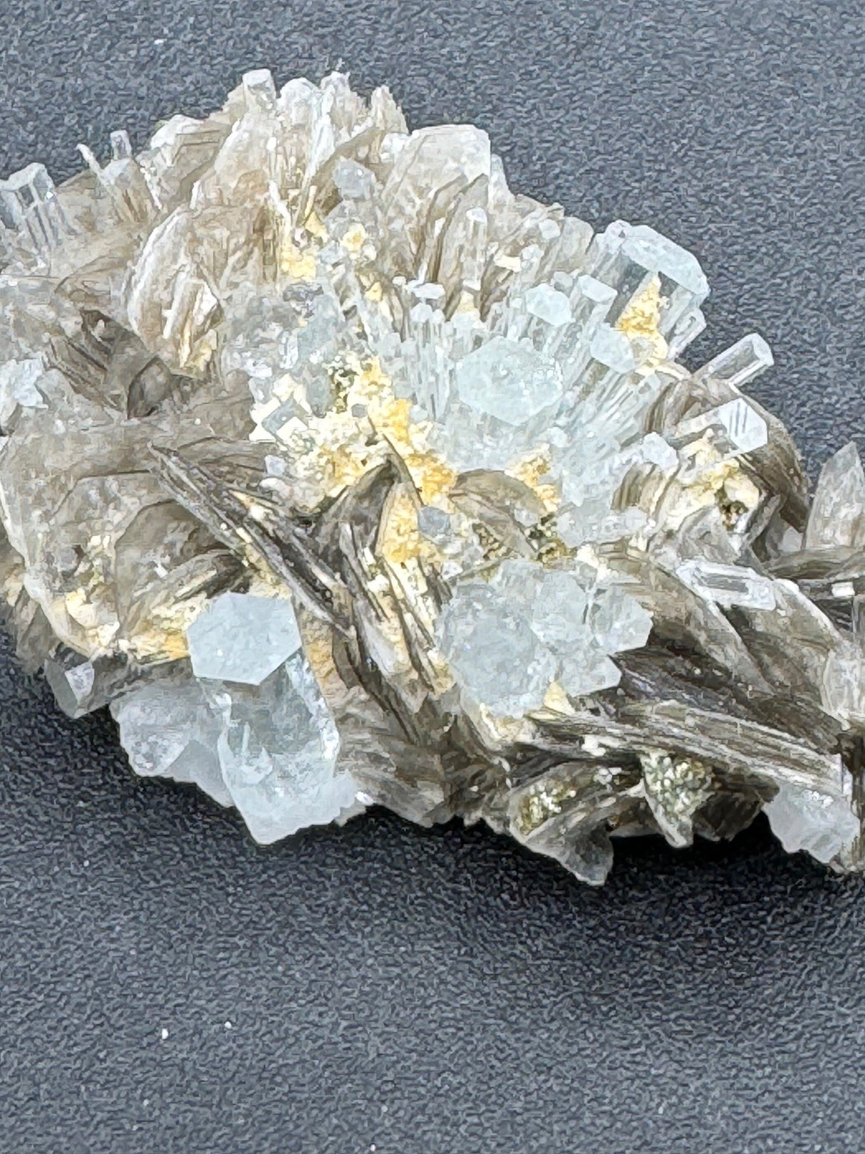 Aquamarine Specimen - 27g