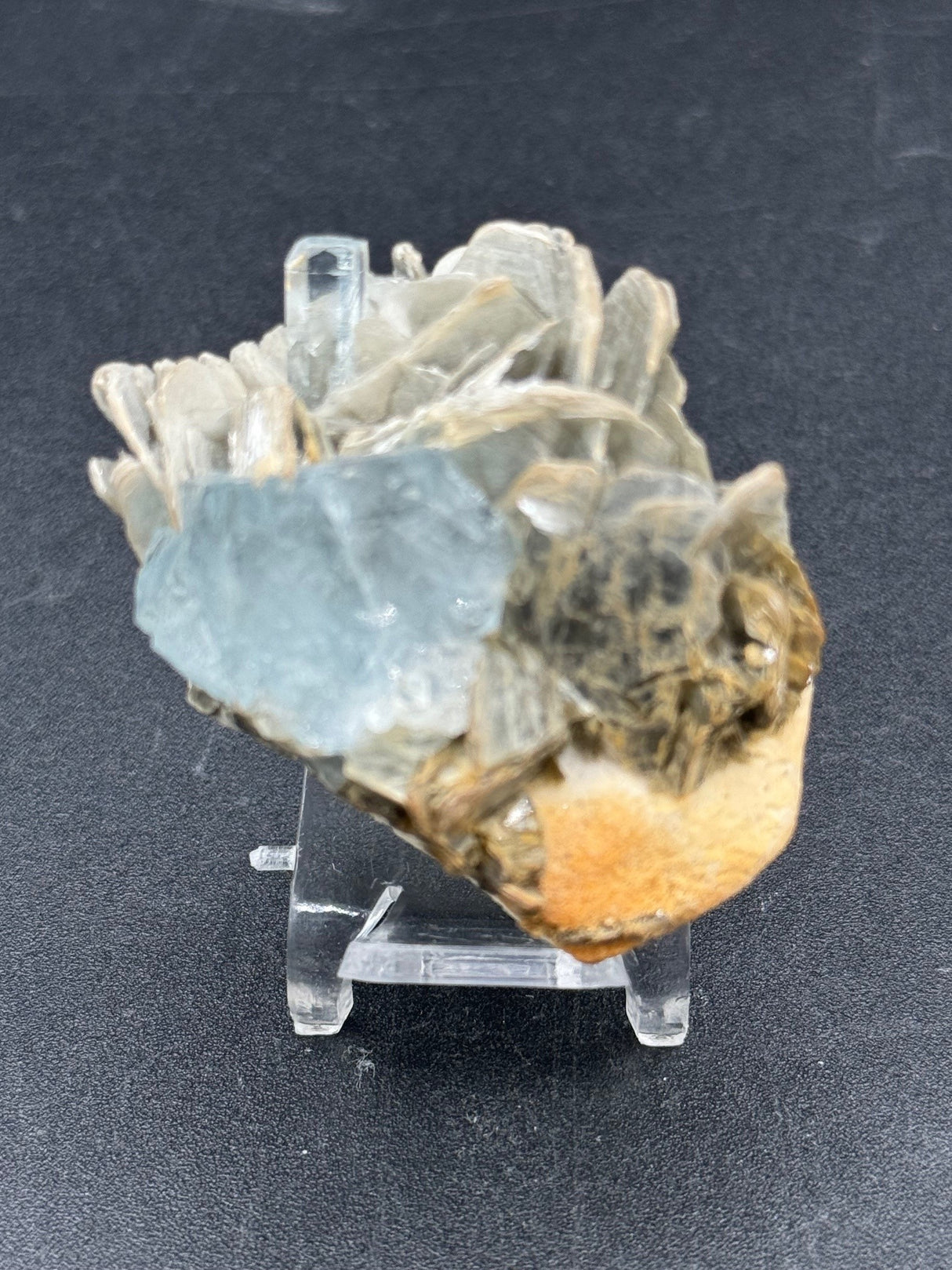 Aquamarine Specimen - 70g