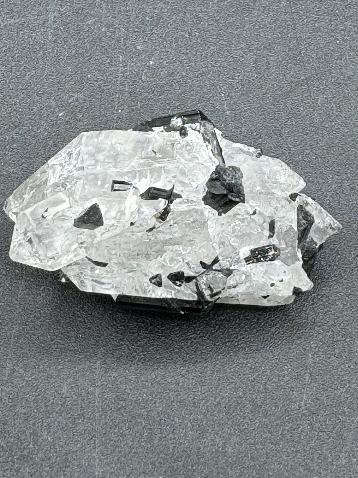 Quartz with Black Tourmaline - 38g