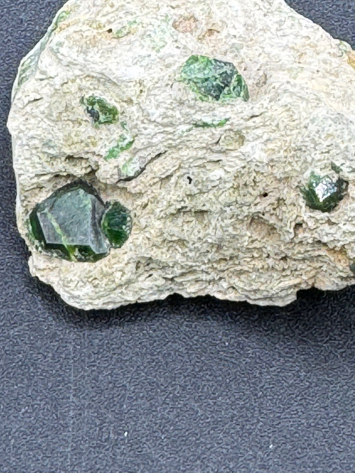 Green Garnet Specimen - 45g
