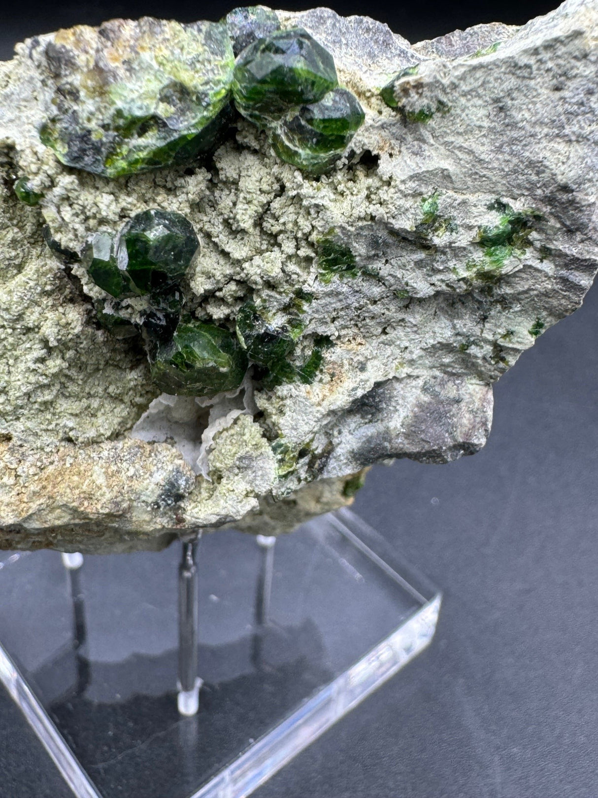 Green Garnet Specimen - 394g
