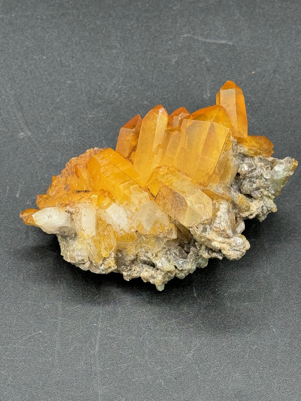 Iron Stained Quartz - 180g