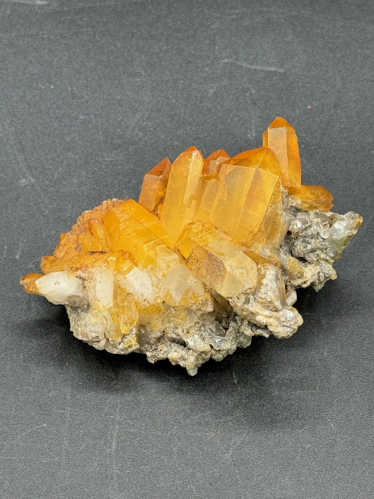Iron Stained Quartz - 180g