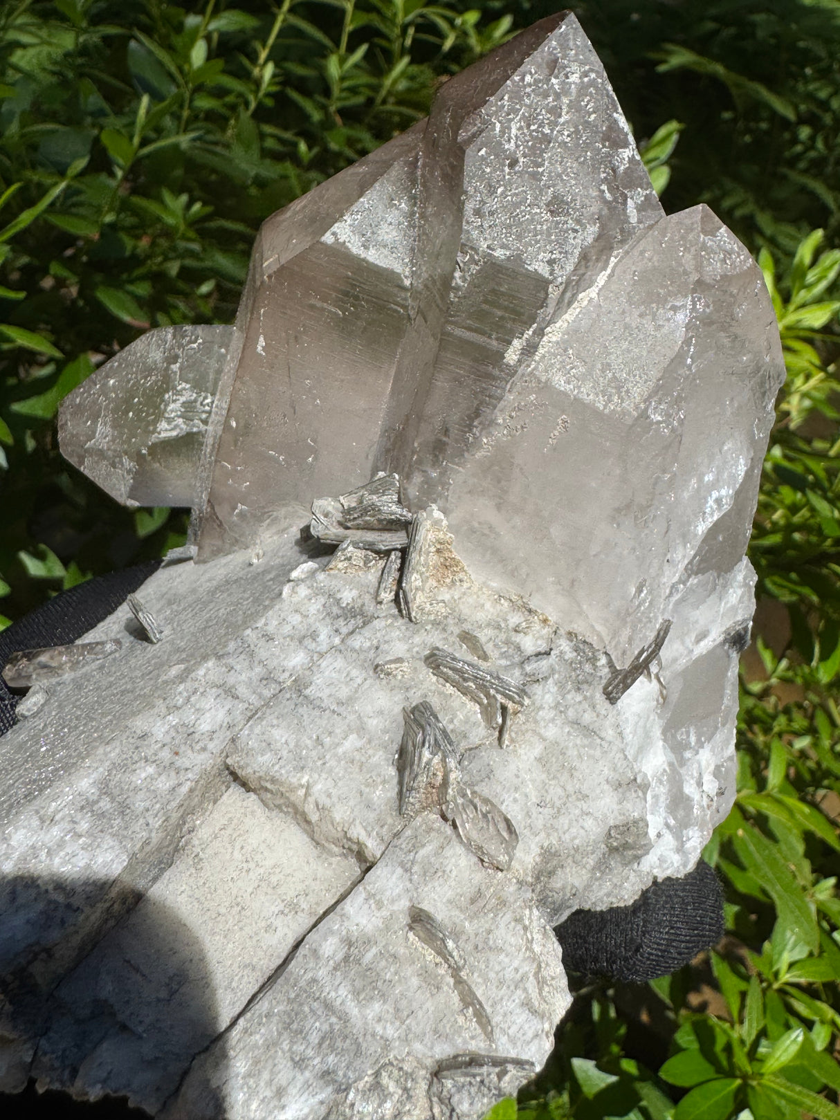 Quartz Specimen - 1107g