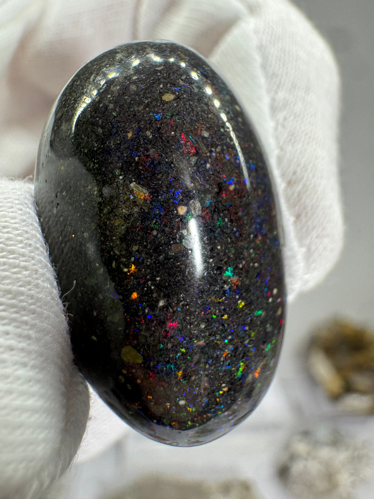 Opal Specimen - 60ct