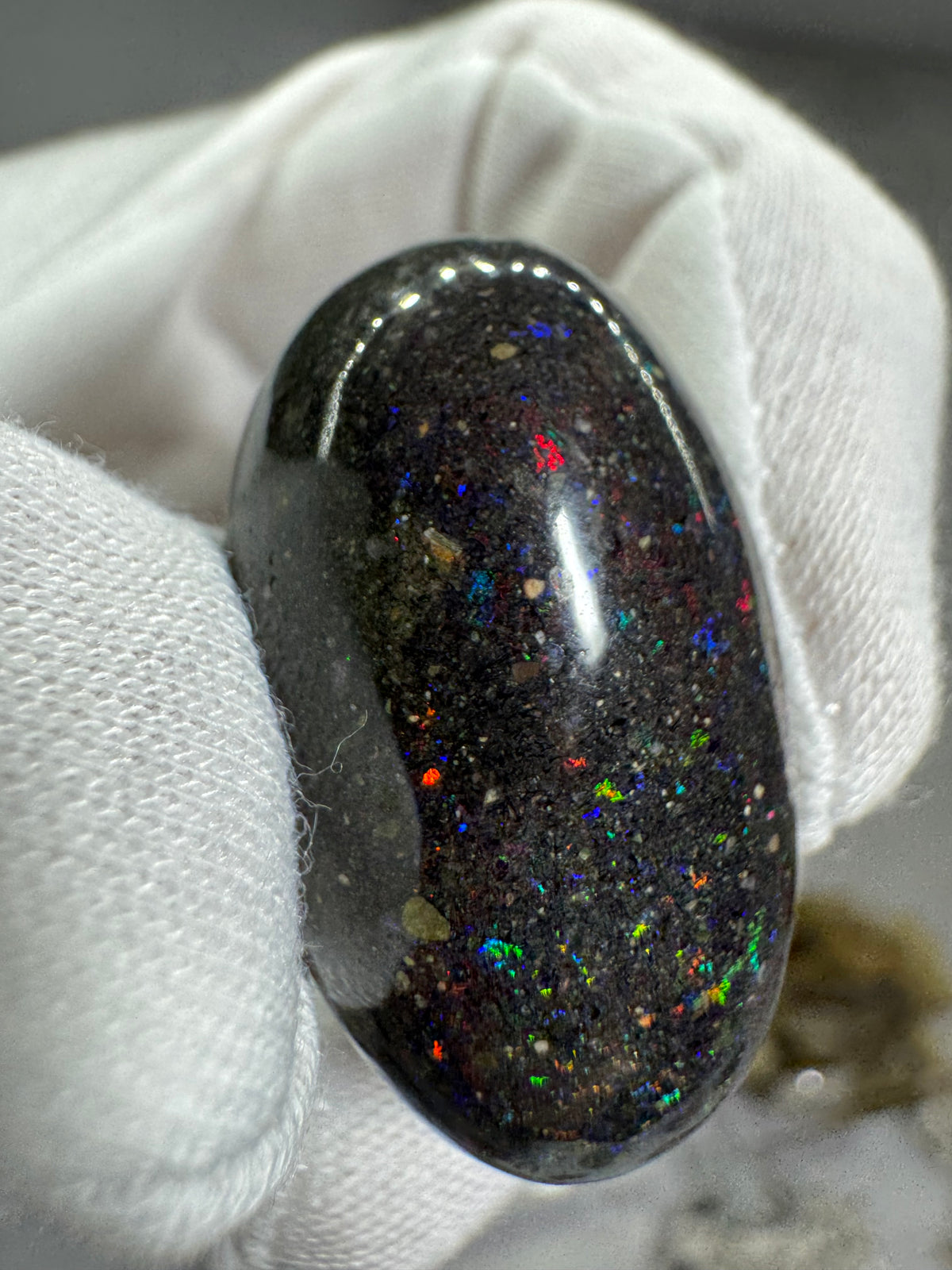 Opal Specimen - 60ct